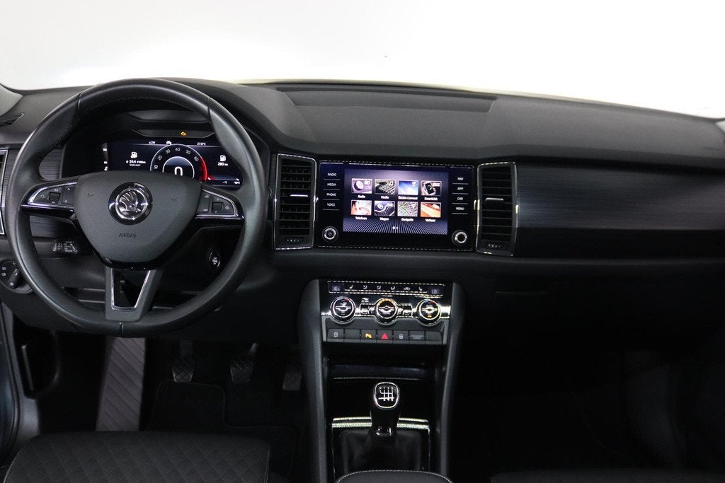 Skoda Kodiaq 1.5 TSI Business Edition 7-Persoons ACC, Camera, Voorwielaandrijving, 4 cilinders, Bedrijf, Handgeschakeld