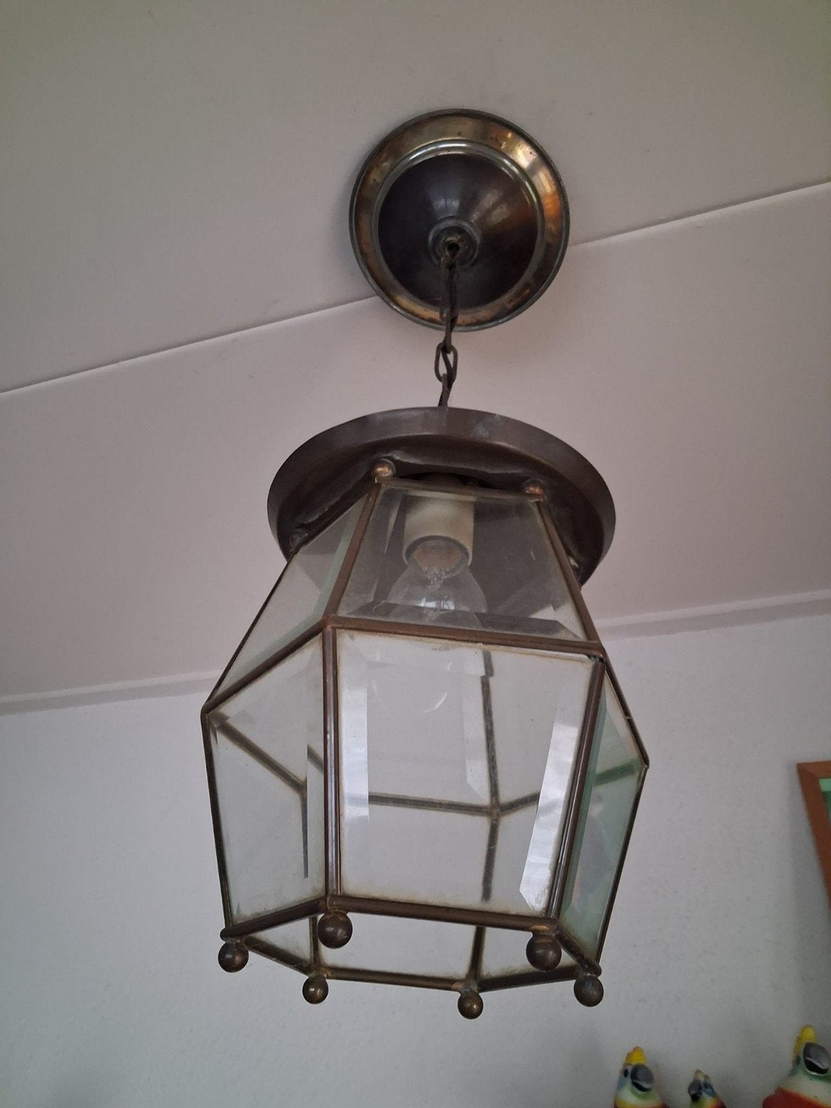 Antieke plafondlamp van koper en geslepen glas, Ophalen