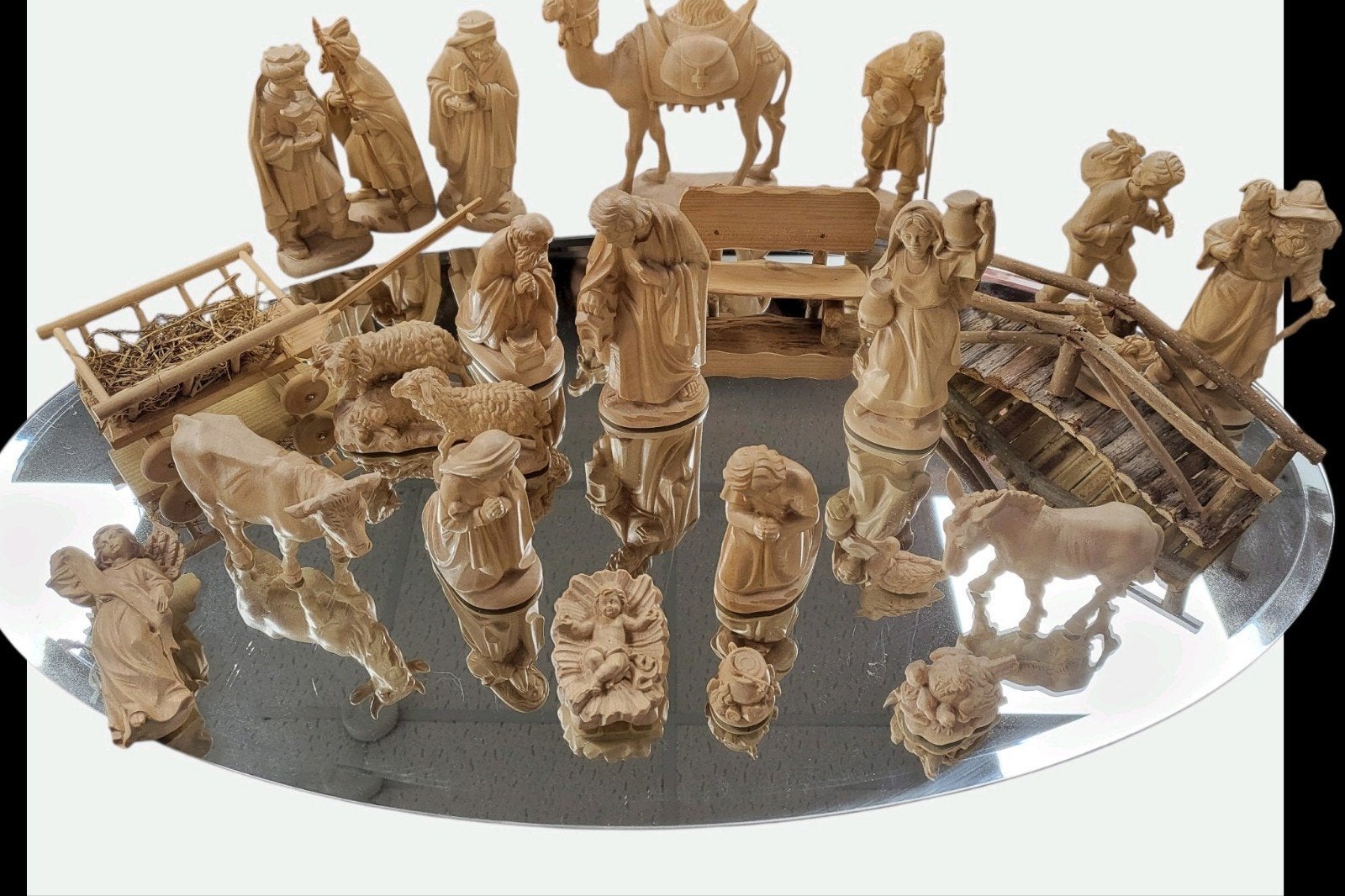 Houten Kerststal Beelden Set - Handgesneden Figuren, Verzamelen, Ophalen, Zo goed als nieuw, Beeld(je), Christendom | Katholiek