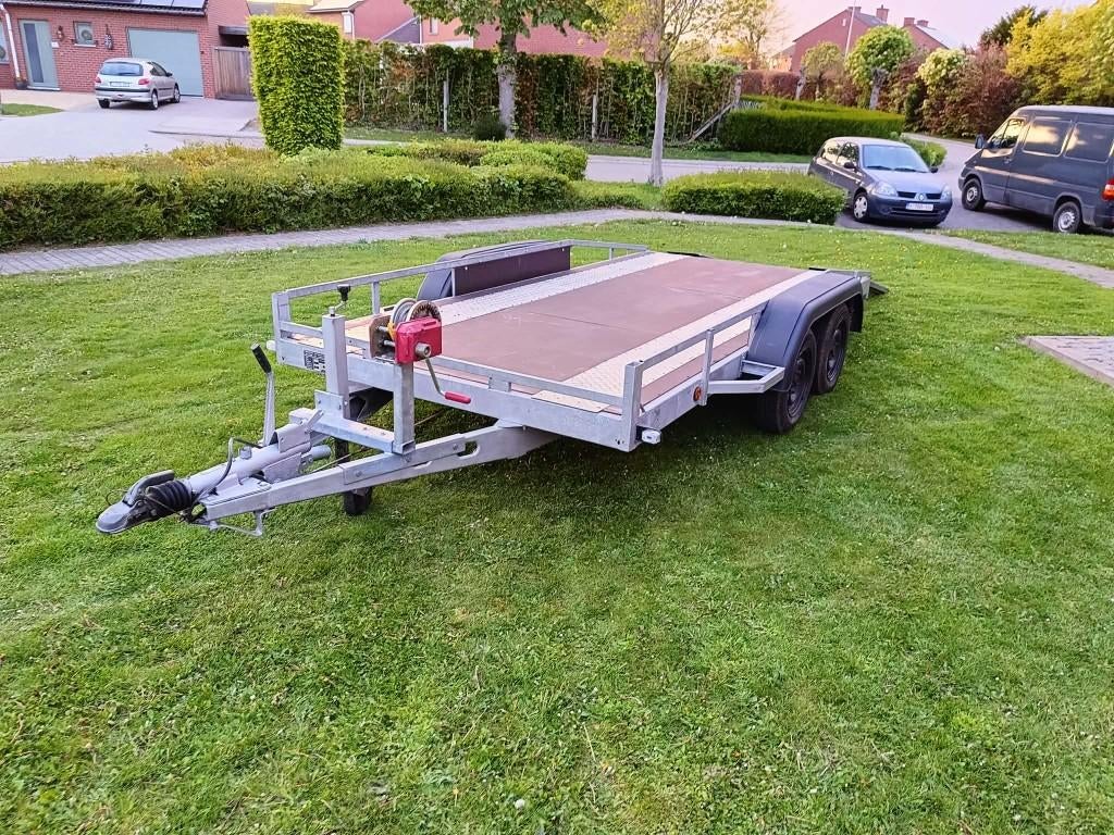 Auto ambulance, Ophalen, Gebruikt