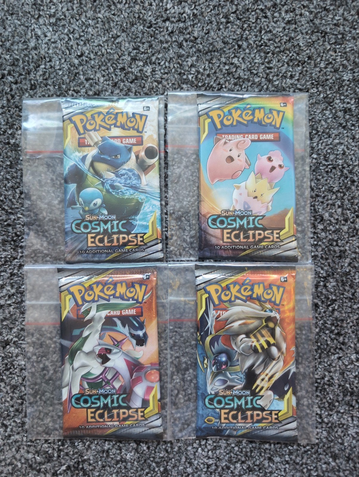 Pokemon cosmic Eclipse art setje sealed, Ophalen of Verzenden, Zo goed als nieuw