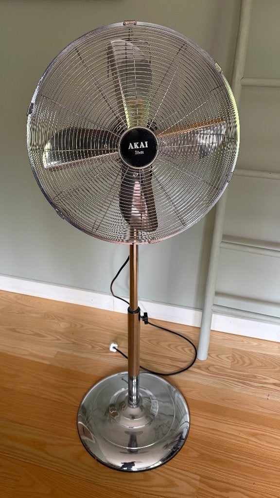Design ventilator Akai silvex metal, Ophalen, Gebruikt, Vloerventilator