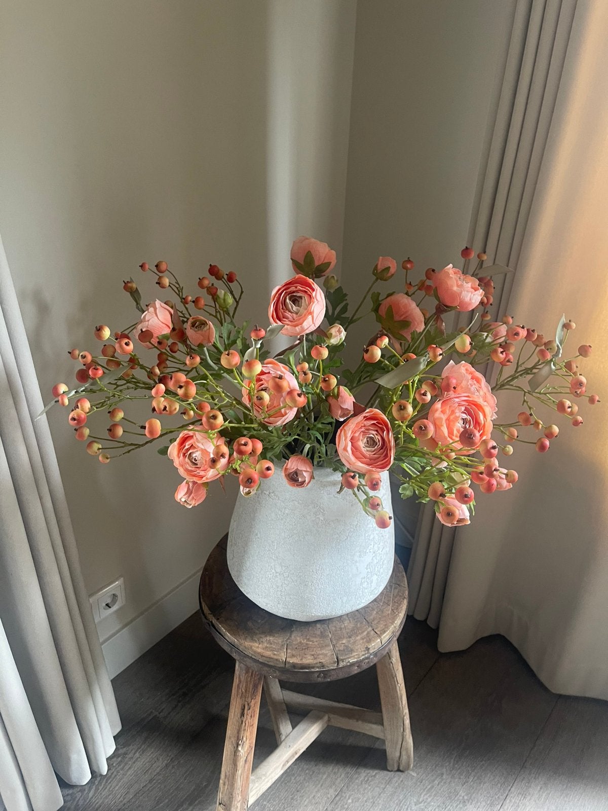 Kunstbloemen ranonkel besjes oranje zalm nieuw, Huis en Inrichting, Ophalen of Verzenden, Zo goed als nieuw