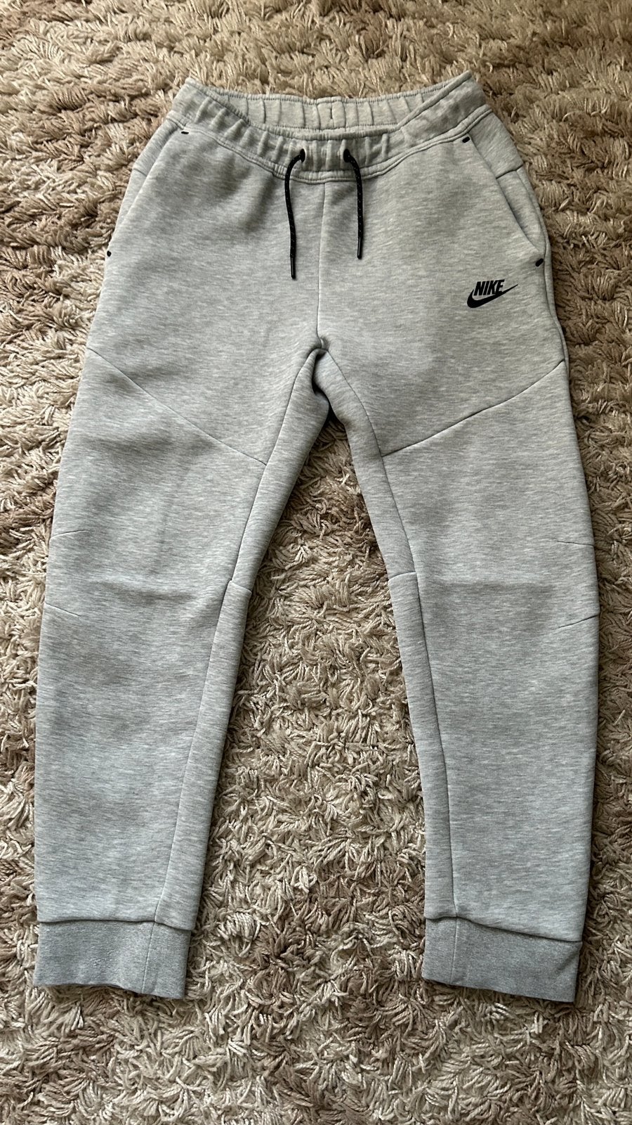 Nike tech broek, Ophalen, Zo goed als nieuw, Jongen of Meisje, Broek