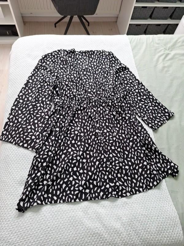 Zwart met wit printje jurk mt.3xl shein curve zgan, Zwart, Maat 46/48 (XL) of groter, Ophalen of Verzenden, Zo goed als nieuw