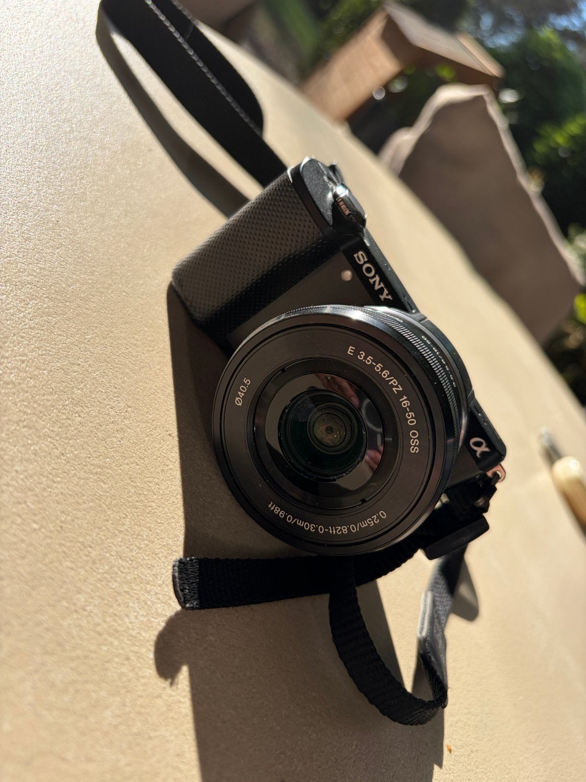Sony Alpha A5000 Systeemcamera met E 3.5-5.6/PZ 16-50 OSS le, Beeldstabilisatie, Ophalen of Verzenden, Zo goed als nieuw, Lensdop