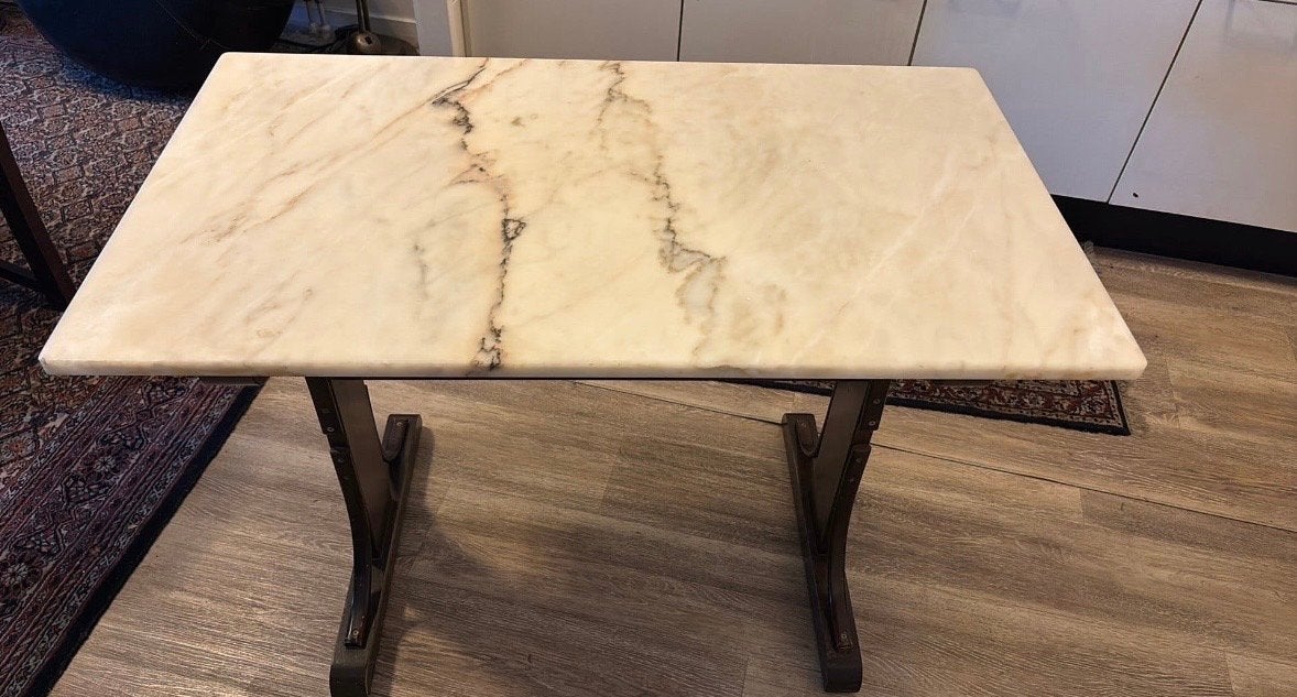 Tafel met marmer(look) blad en houten onderstel, Ophalen