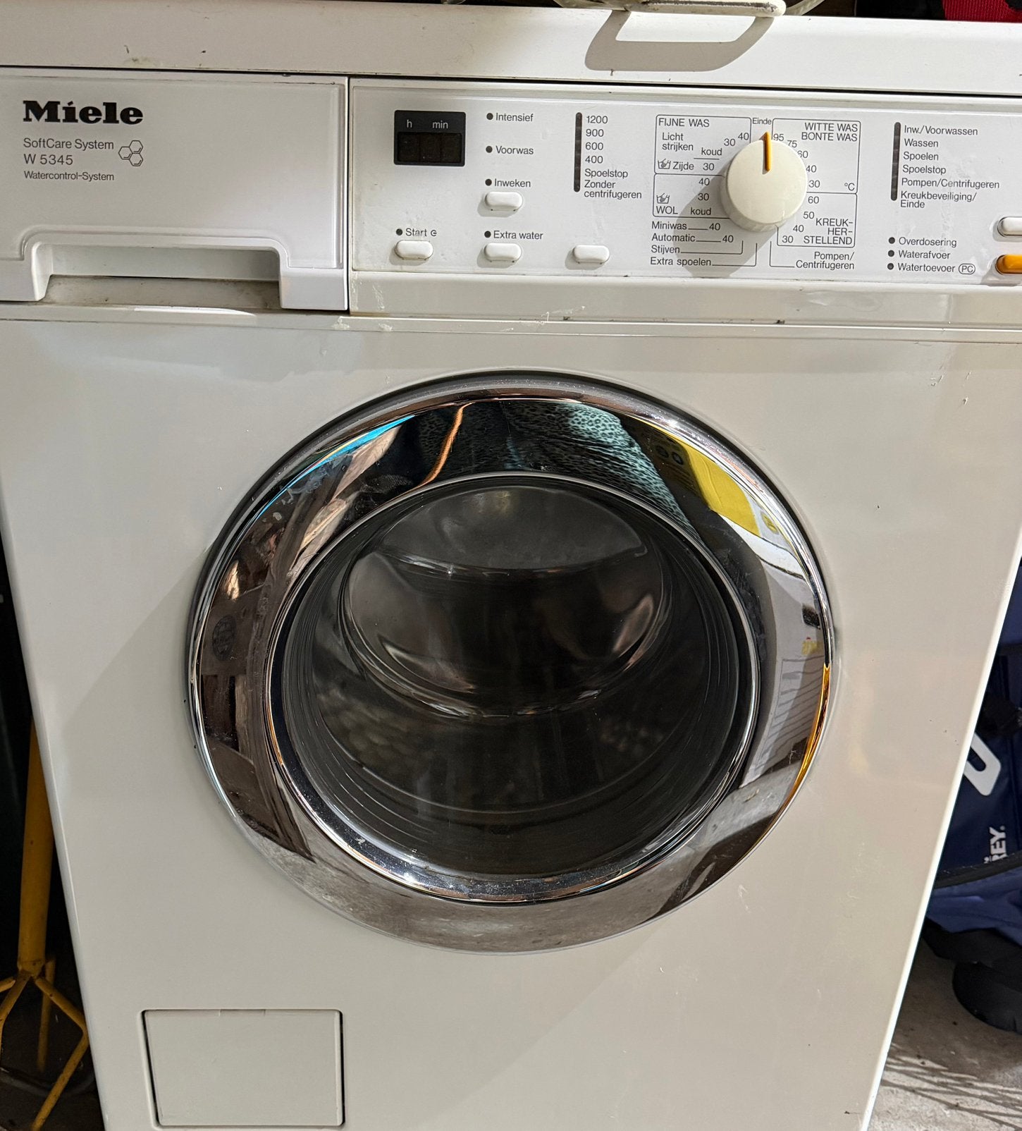 Miele W 5345 SoftCare System Wasmachine, Ophalen, Gebruikt, Voorlader, 85 tot 90 cm
