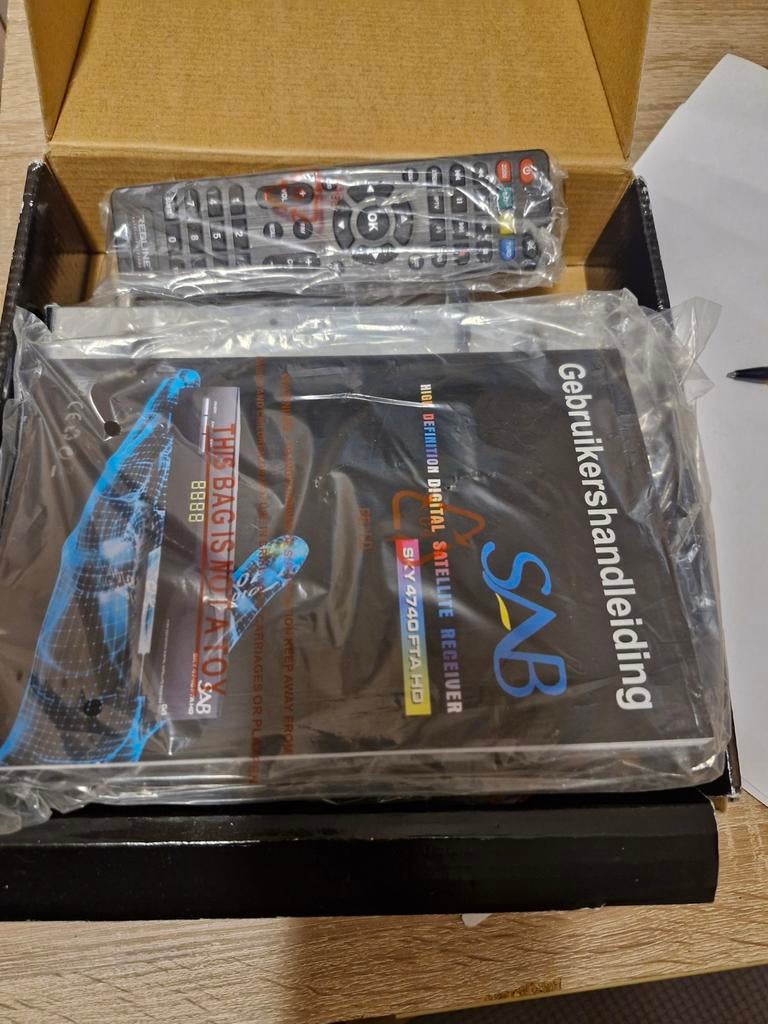 SAB Redline SKY4740 FTA HD Digitale Satelliet Ontvanger, Ophalen, Zo goed als nieuw, Decoder