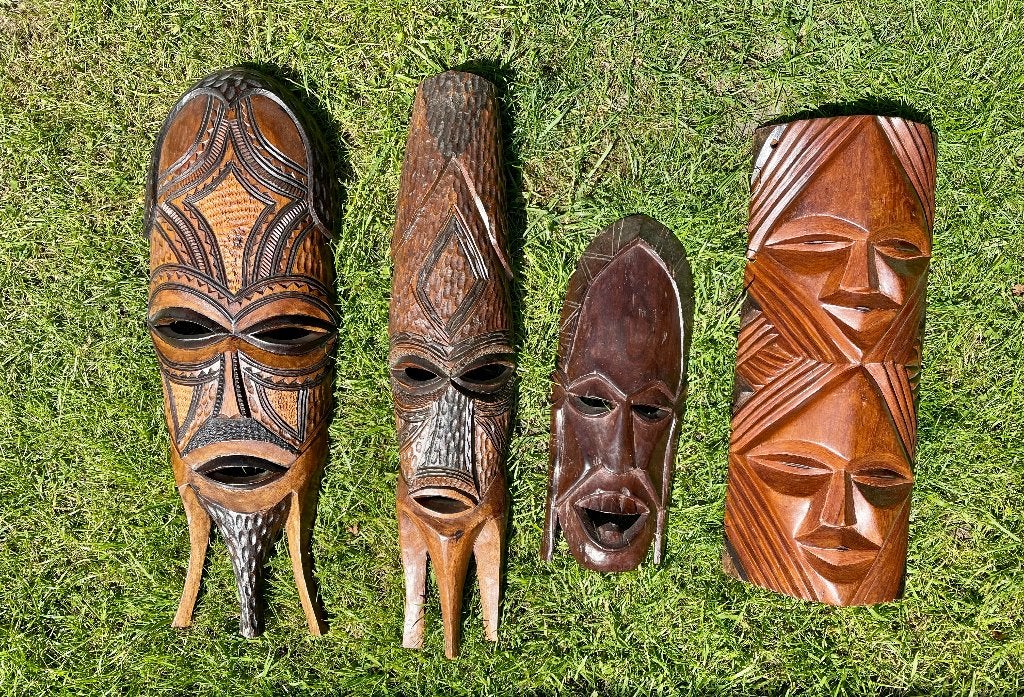Set houtsnij maskers, Antiek en Kunst, Houtsnijwerk, Handgemaakt, Azië, Abstract