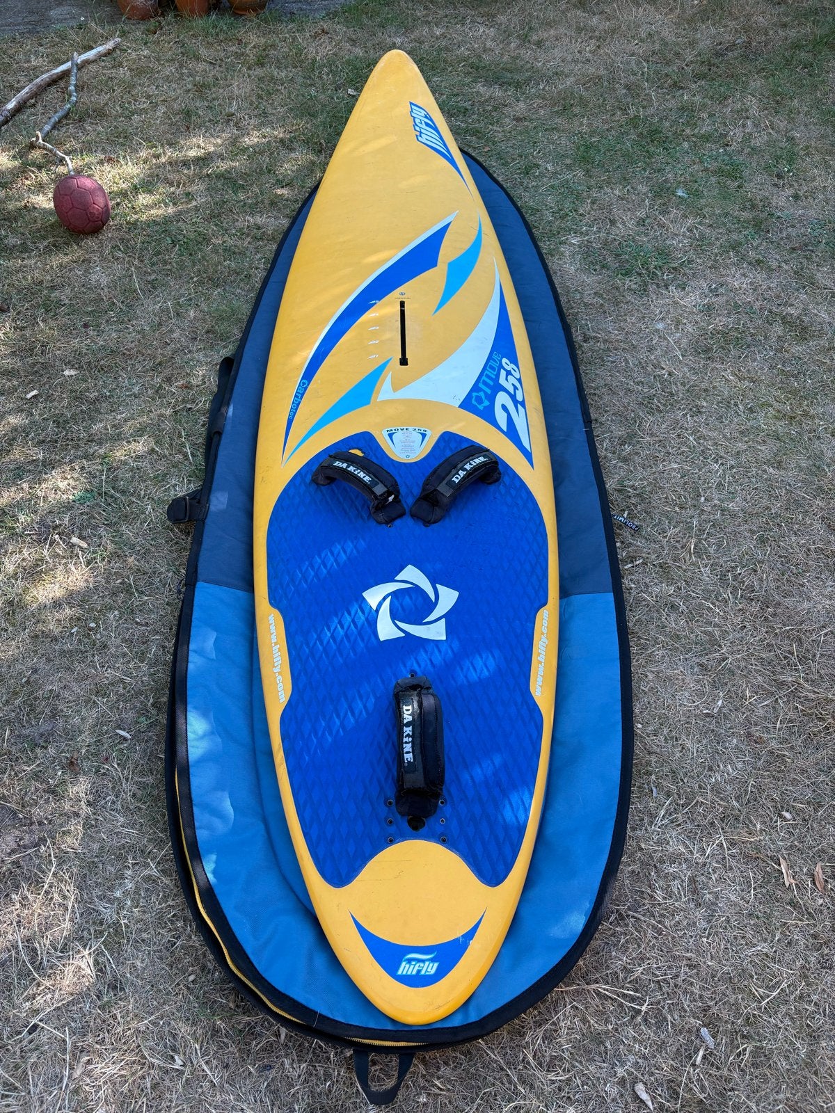 Hifly Move 103L (2002) – Compleet en vaarklaar (Powerbox)!, Watersport en Boten, Met voetbanden, 250 tot 300 cm, Gebruikt, Plank