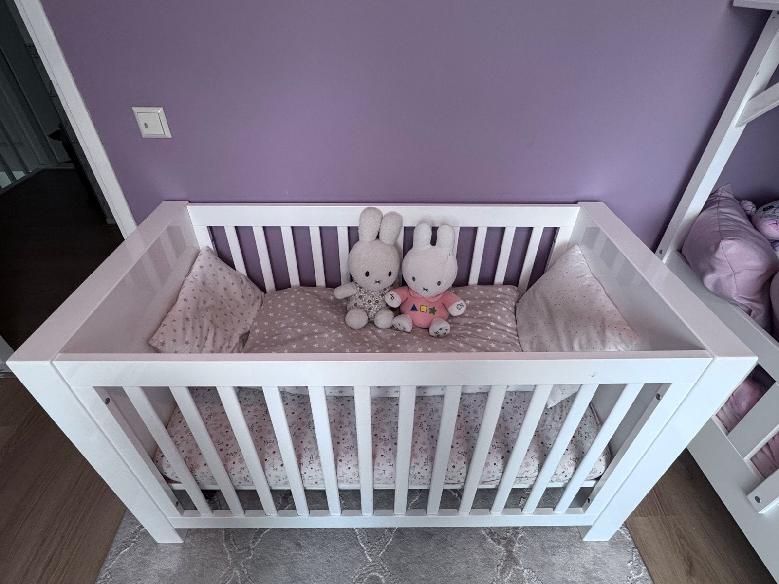 Kidsmill Alaska Ledikant met Commode - Hoogglans Wit, Kinderen en Baby's, Ophalen, 70 tot 85 cm, 140 tot 160 cm, Zo goed als nieuw