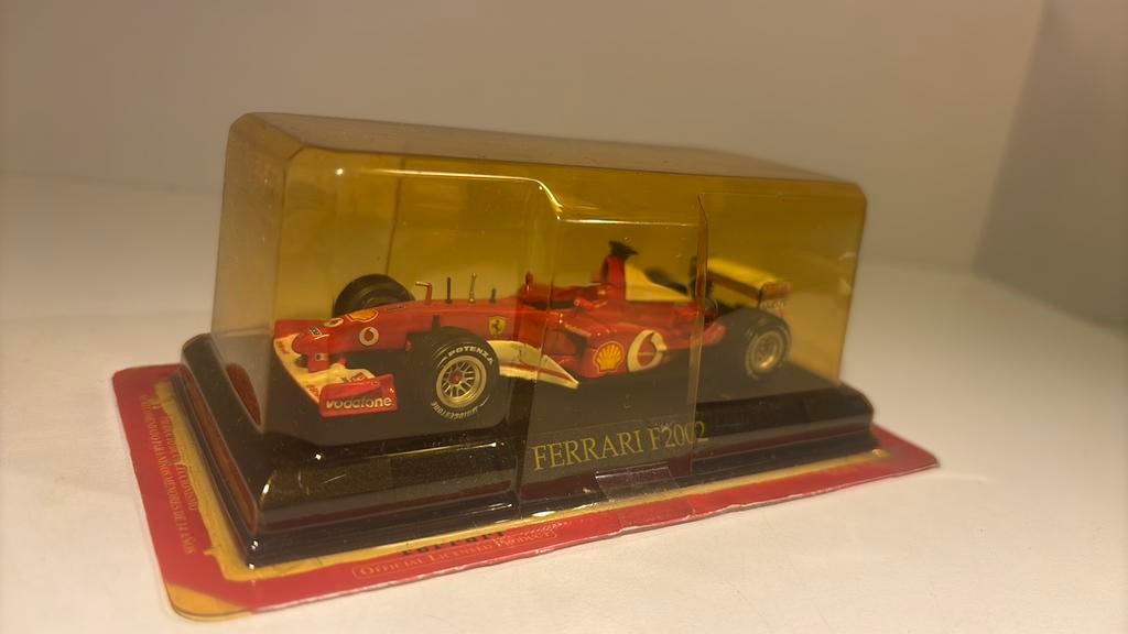 F1 ferrari f2002 atlas 1.43