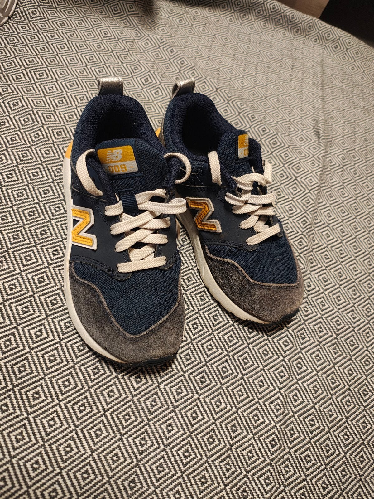 New Balance & Spiderman schoenen maat 29-30, Gebruikt, Schoenen, Ophalen of Verzenden, New Balance, Spiderman