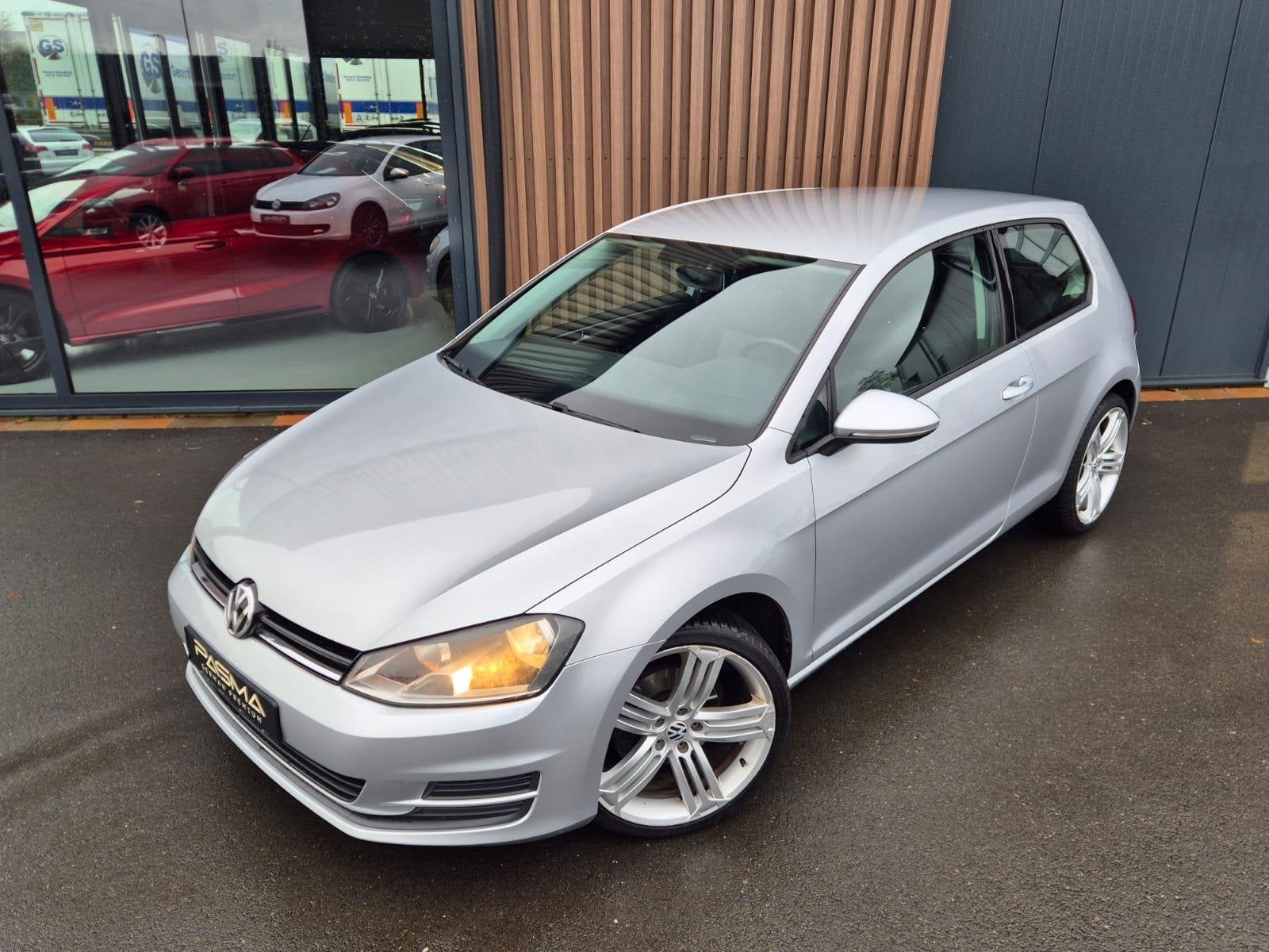 Volkswagen Golf 1.2 TSI | Airco | 19 inch | Elek.ramen | Net, Voorwielaandrijving, Euro 5, Gebruikt, Zwart
