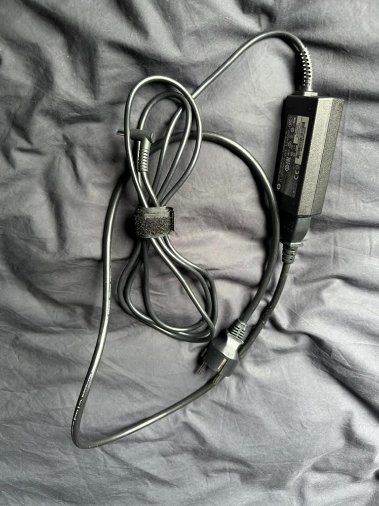HP laptop oplader - Zo goed als nieuw, Ophalen of Verzenden, Zo goed als nieuw
