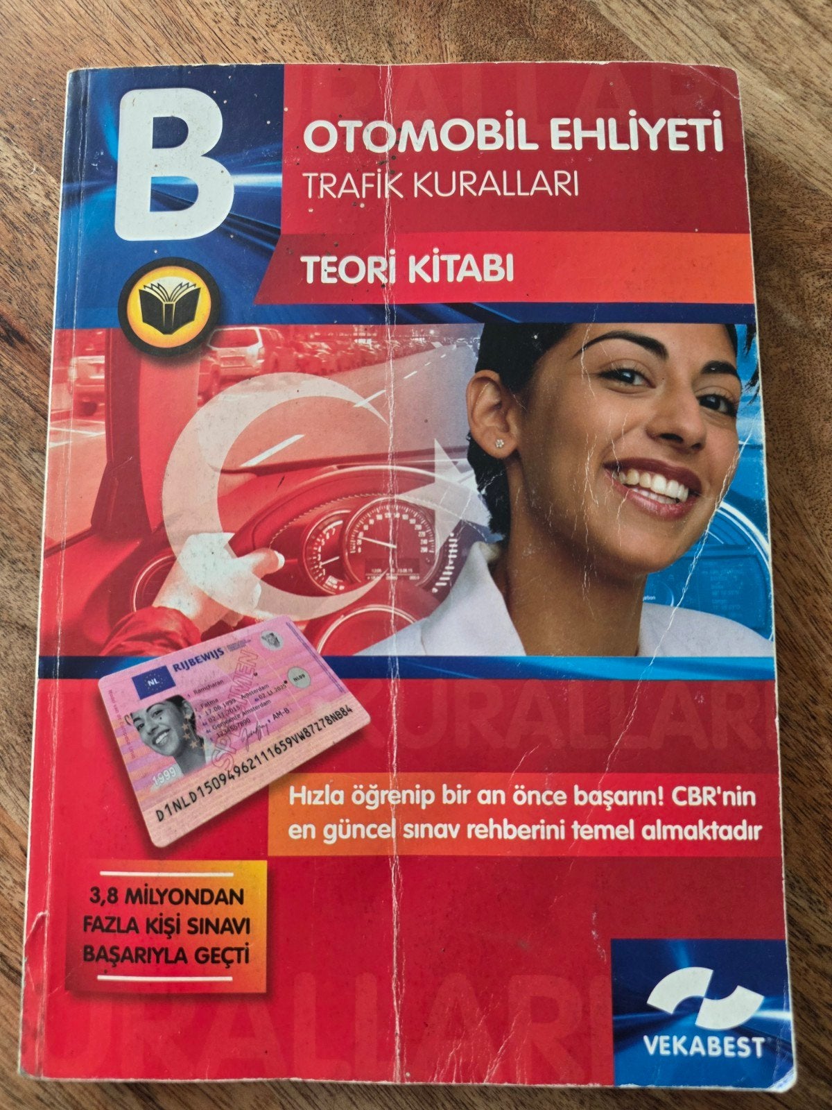 Turk Talent Auto Examen Boek - Theorie Kitabı, Ophalen of Verzenden, Gelezen, Overige niveaus, Vekabest