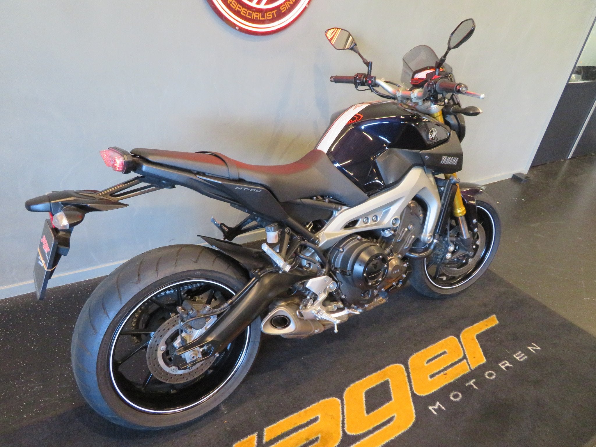 Yamaha MT 09 MT 09 ABS STRIPING TOP!, Meer dan 35 kW, 847 cc, Naked bike, Gebruikt