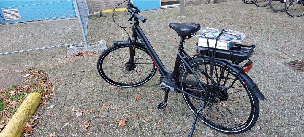 Stella Vincenza E-bike, Fietsen en Brommers, Elektrische fietsen, Ophalen of Verzenden, Zo goed als nieuw, 50 km per accu of meer