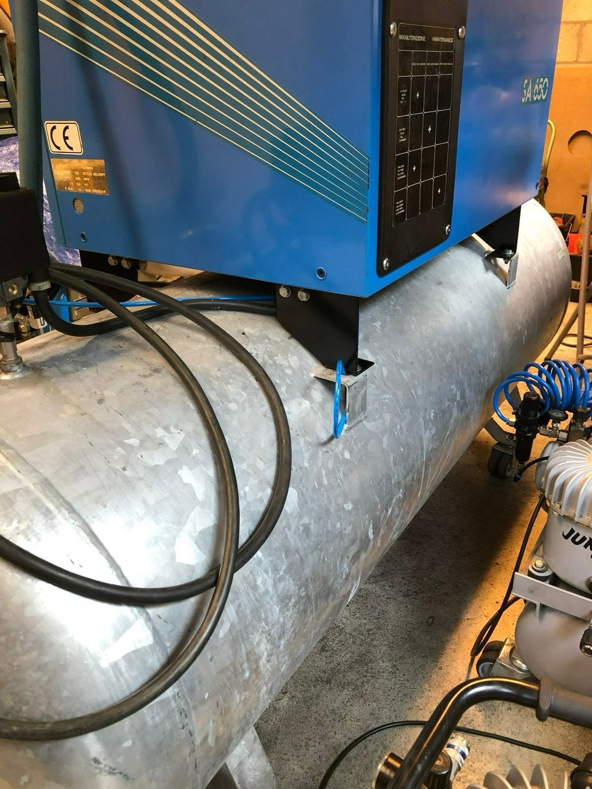 Zuigercompressor/goed/en goedkoop/factuur, Ophalen, Nieuw, 200 tot 400 liter/min, Mobiel