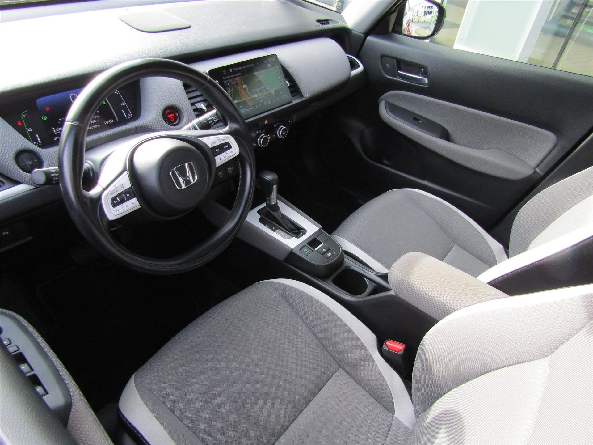 Honda Jazz 1.5 i-MMD 109pk Hybrid CVT Crosstar, Auto's, Automaat, 1227 kg, Stof, 4 cilinders