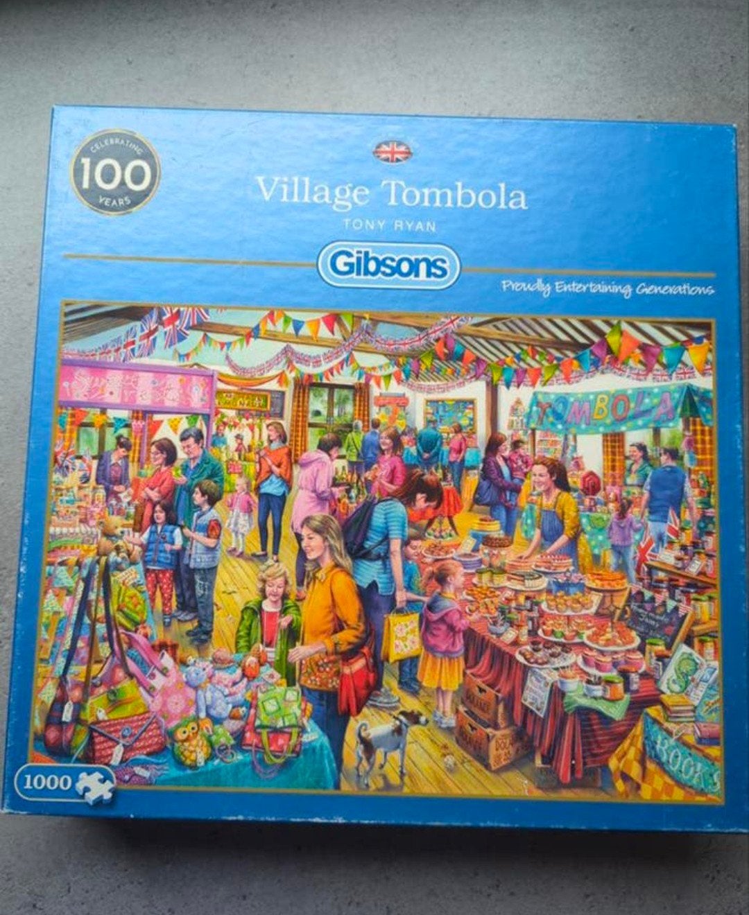 Gibsons 'Village Tombola' Legpuzzel 1000 stukjes - Tony Ryan, Ophalen of Verzenden, 500 t/m 1500 stukjes, Zo goed als nieuw, Legpuzzel