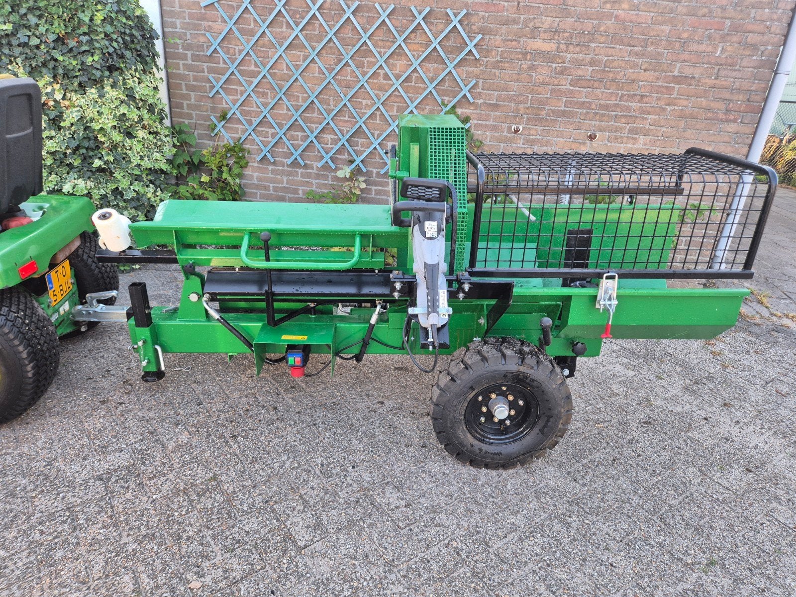 Kelfri KW340 Houtklover met Zaag - Zo goed als nieuw, Kelfri, Kelfri AB, Liggend, Ophalen of Verzenden