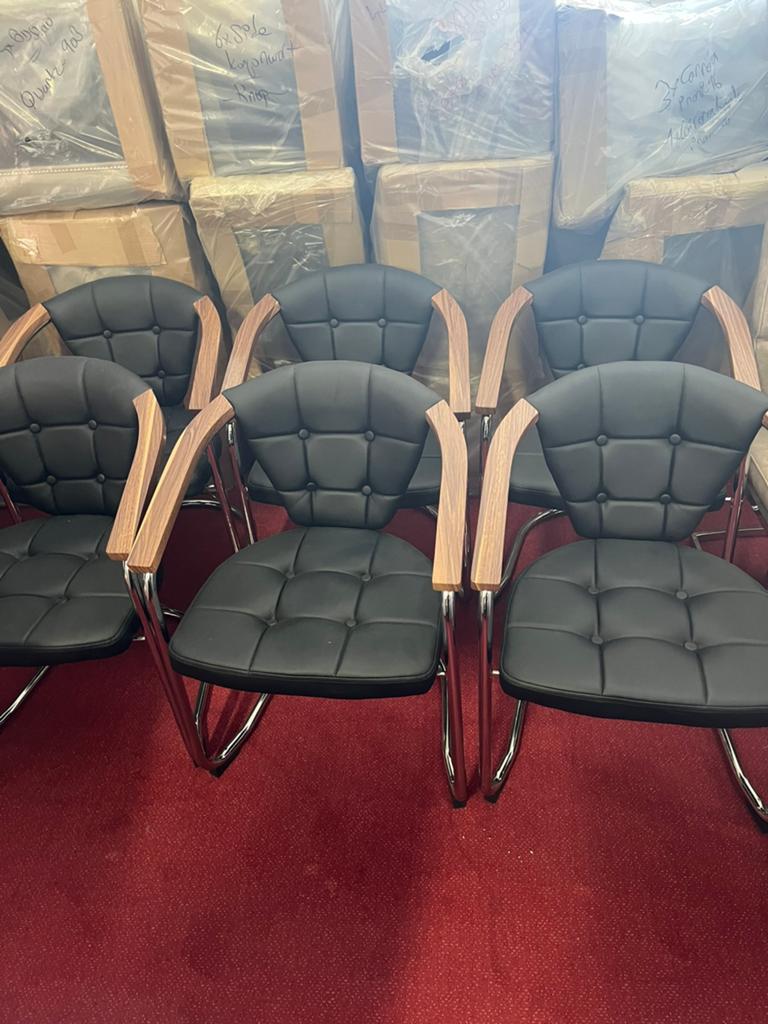 Stoelen (6) Nieuw !!, Huis en Inrichting, Stoelen, Ophalen, Nieuw, Zwart, Vijf, Zes of meer stoelen