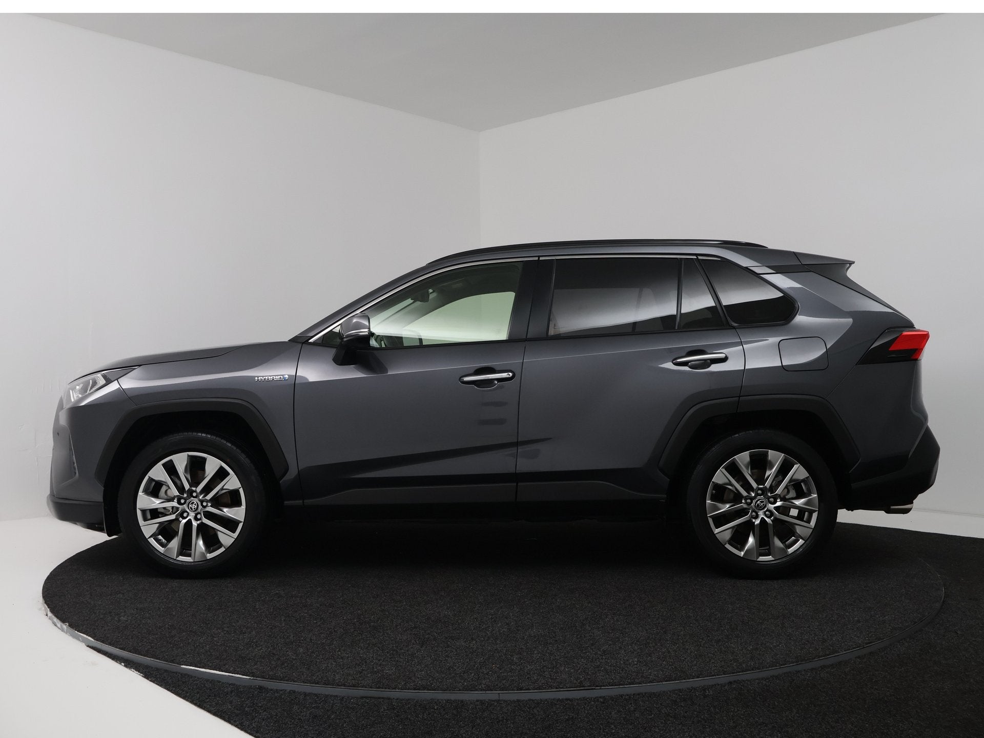 Foto 3 van Toyota RAV4 2.5 Hybrid AWD Executive | Apple CarPlay / Andro