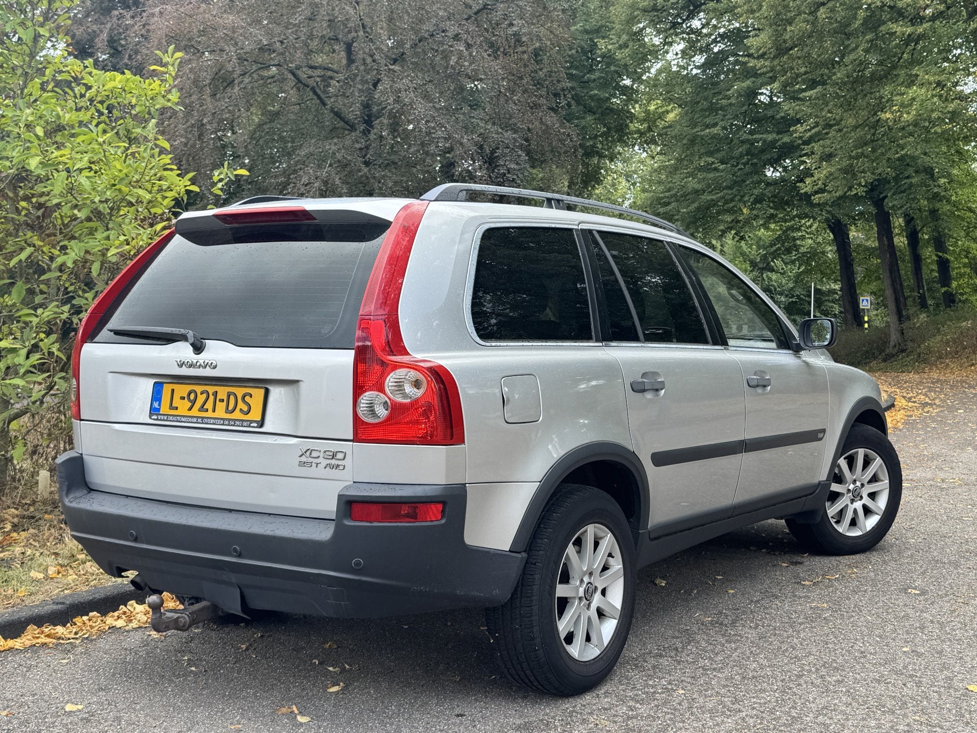 Volvo XC90 2.5 T Summum, 7 PERS, SCHUIFDAK (bj 2003), Auto's, Gebruikt, 7 stoelen, 2521 cc, Leder