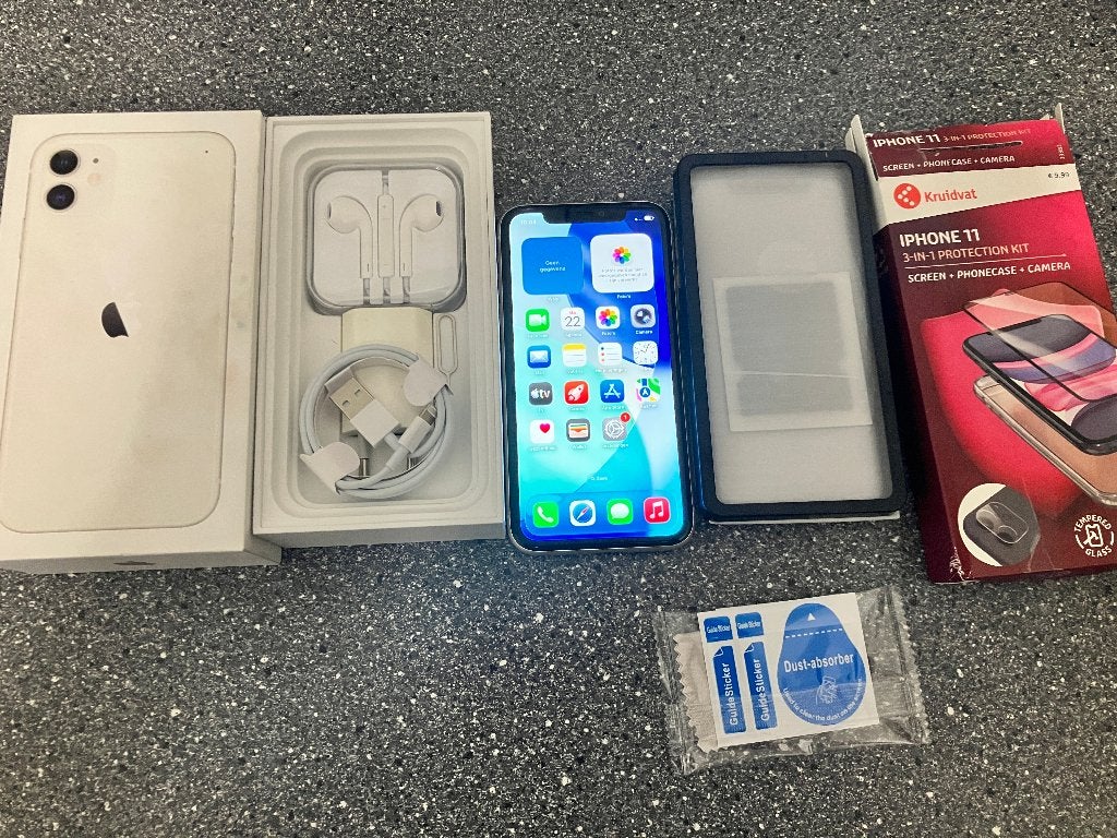 iPhone 11 Wit 128GB kabel, oplader, oordoppen, 100% batterij, 128 GB, Wit, Zo goed als nieuw, Zonder simlock