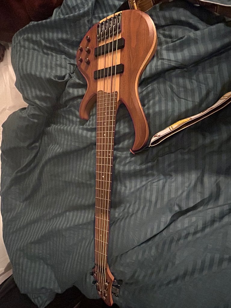 Ibanez BTB 676 6 snarige basgitaar, Muziek en Instrumenten, Snaarinstrumenten | Gitaren | Bas, Ophalen, Zo goed als nieuw, Elektrisch