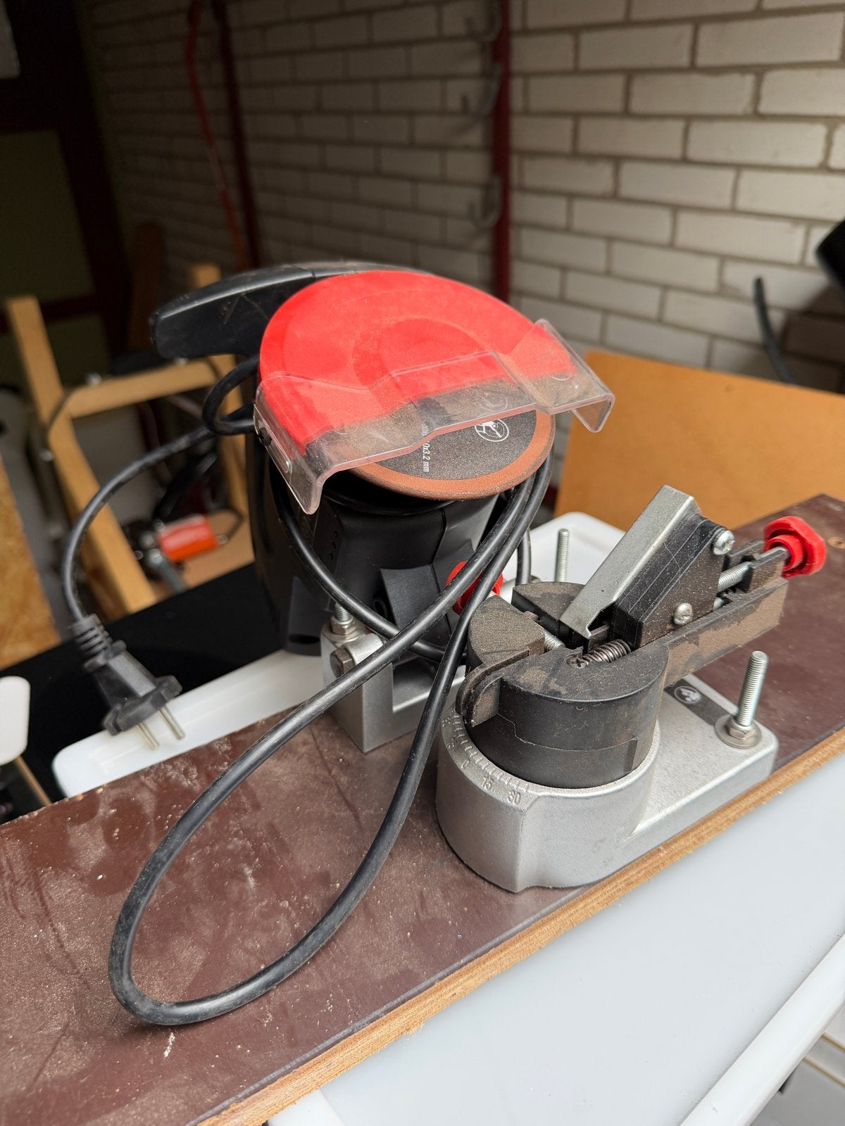 Slijpmachine voor zaagkettingen - KS1200, Minder dan 30 mm, Gebruikt, Overige typen, Ophalen of Verzenden