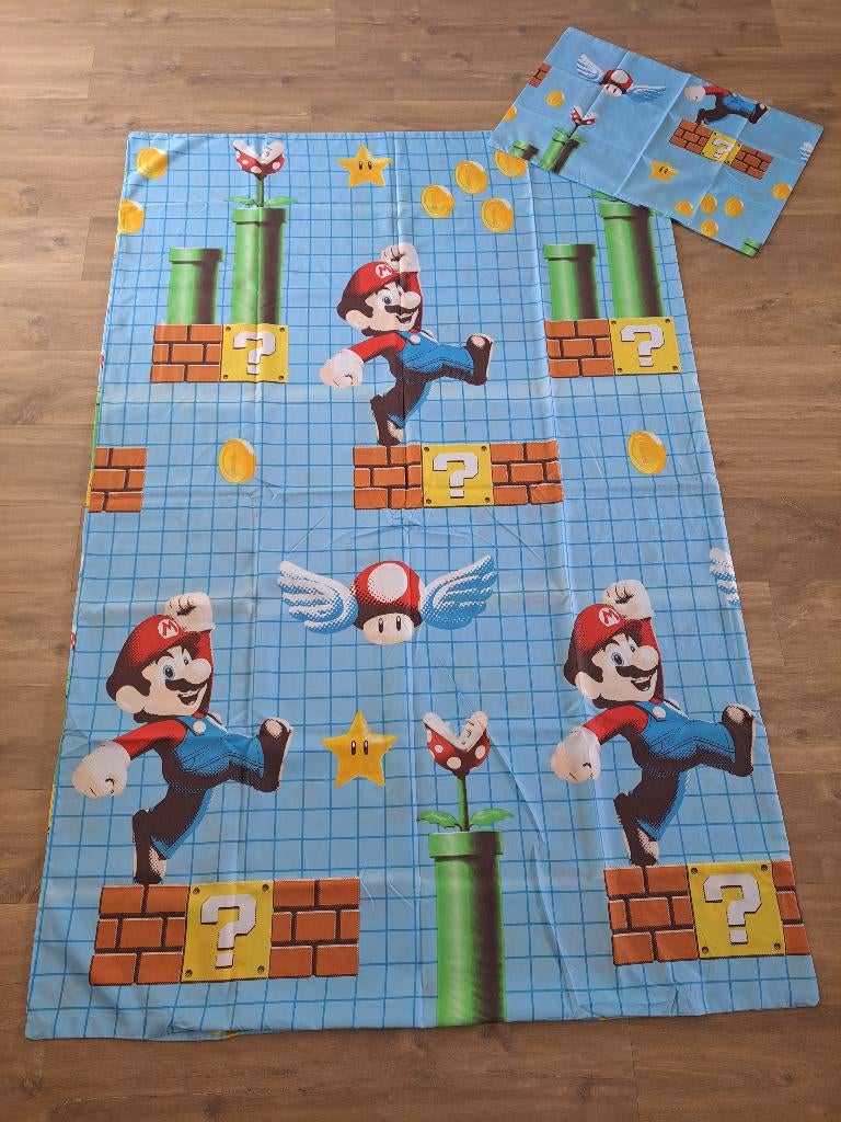 Super Mario dekbedovertrek (dubbelzijdig), Dekbedovertrek, Ophalen of Verzenden, Zo goed als nieuw, Jongetje of Meisje