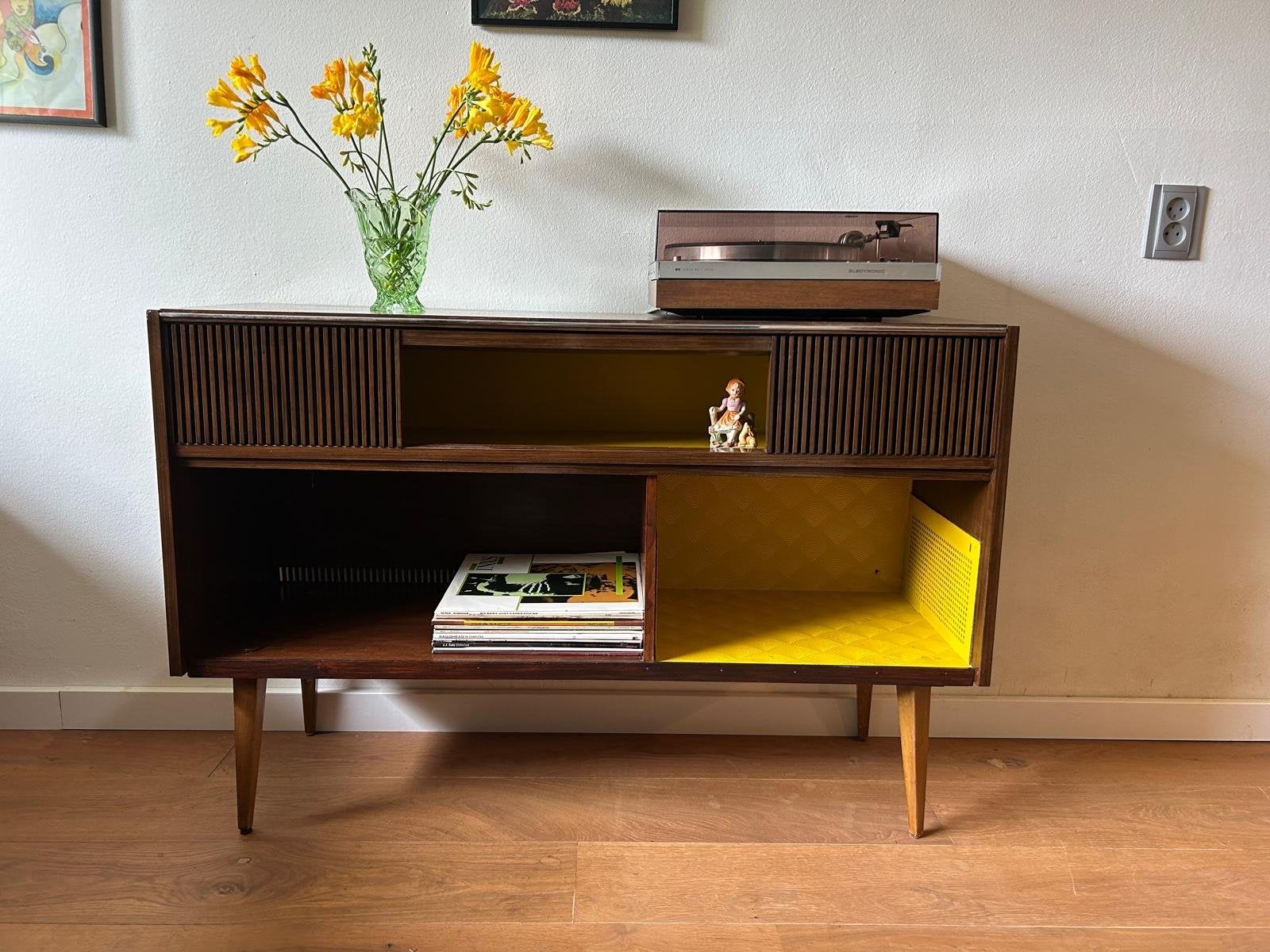 Vintage radiomeubel - Oud kastje in een nieuw jasje., Ophalen, Gebruikt, 100 tot 150 cm, Minder dan 100 cm