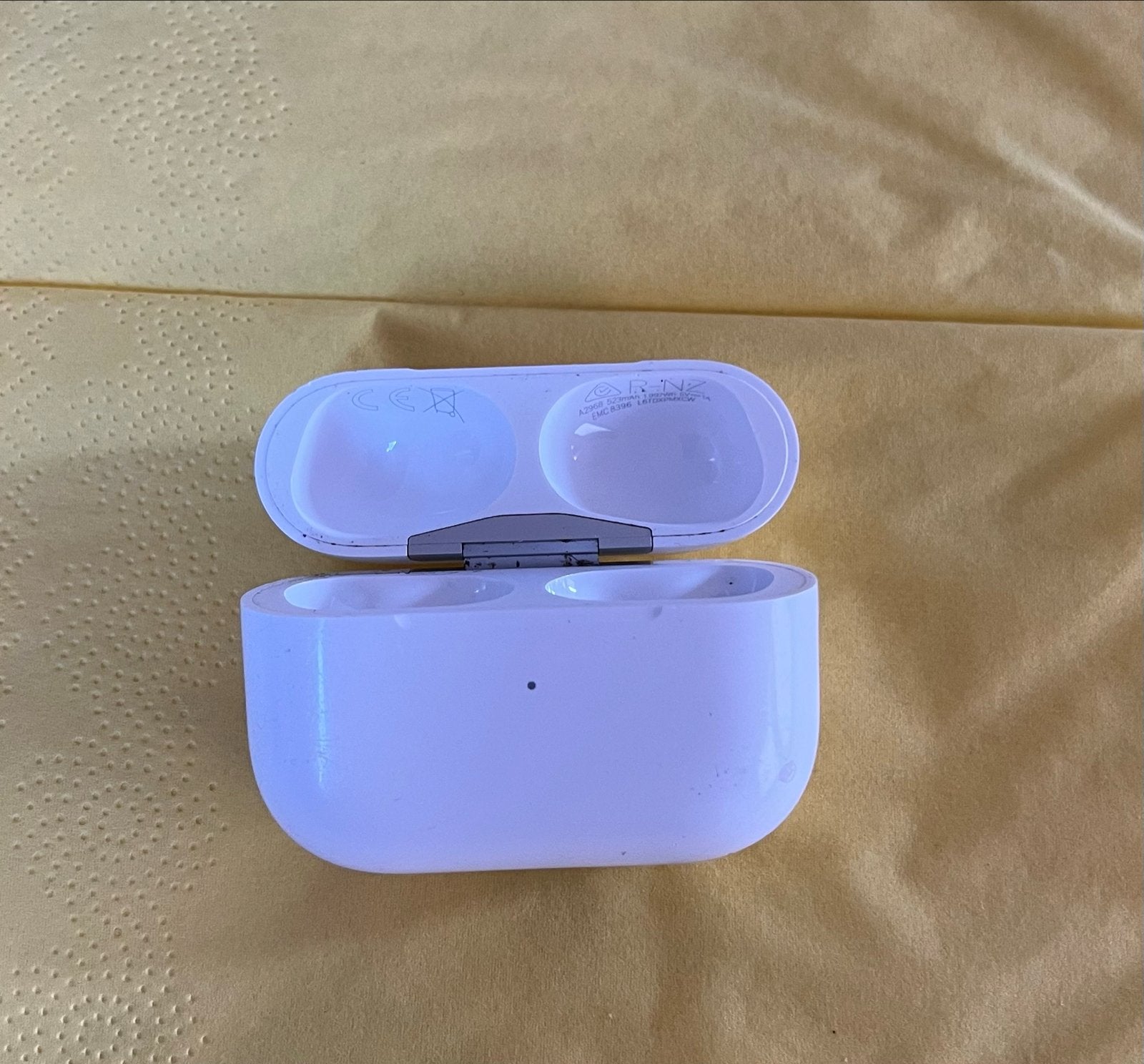 Apple AirPods Pro 2 (2e generatie) - Draadloze oortjes, In-ear, Gebruikt, Bluetooth, Ophalen of Verzenden