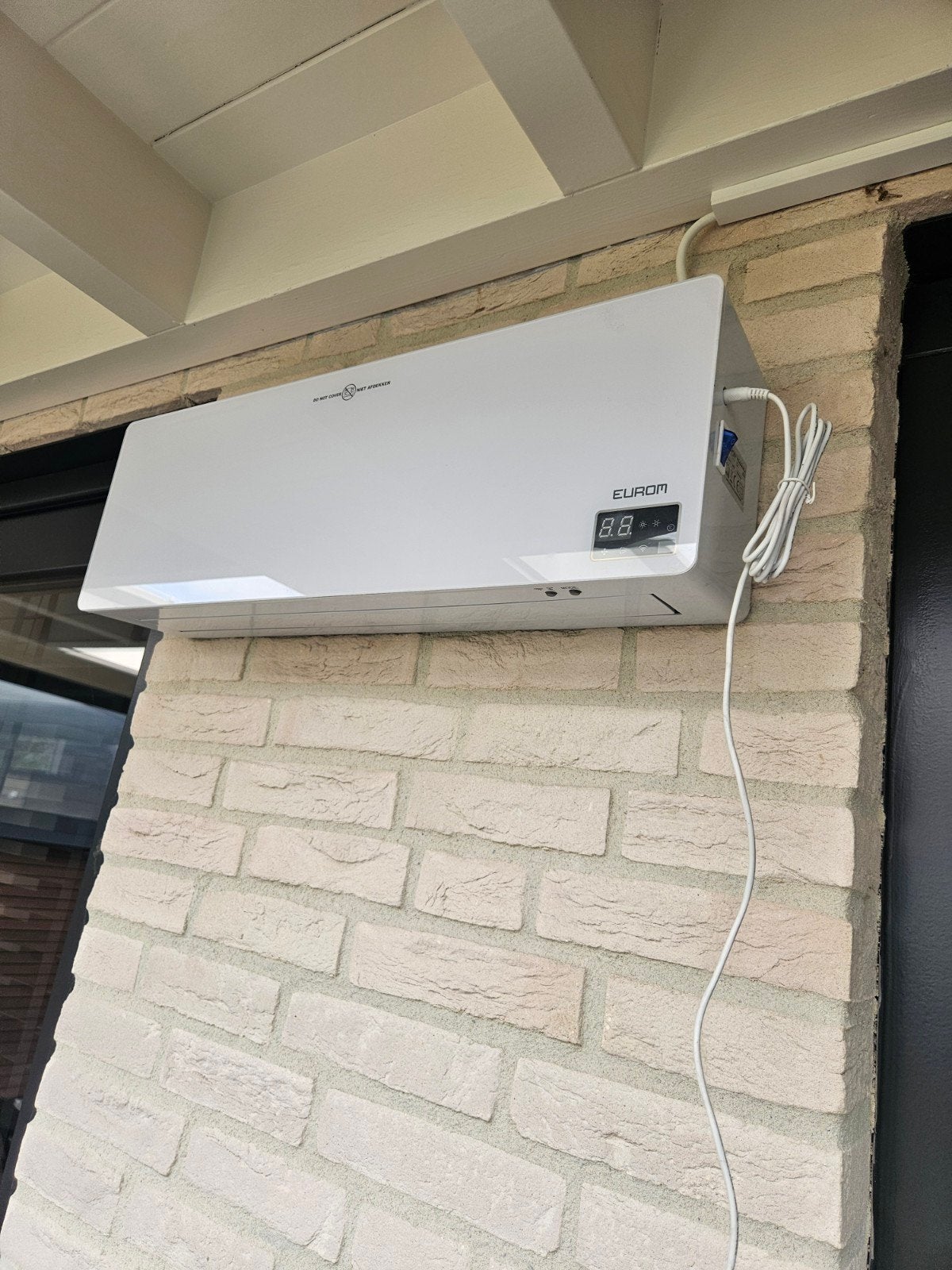 Eurom Wandheater met afstandsbediening, Minder dan 60 m³, 3 snelheden of meer, Ophalen of Verzenden, Zo goed als nieuw