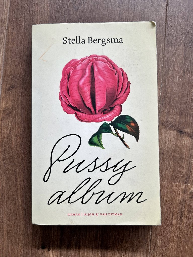 Pussy Album - Stella Bergsma, Ophalen of Verzenden, Overige onderwerpen