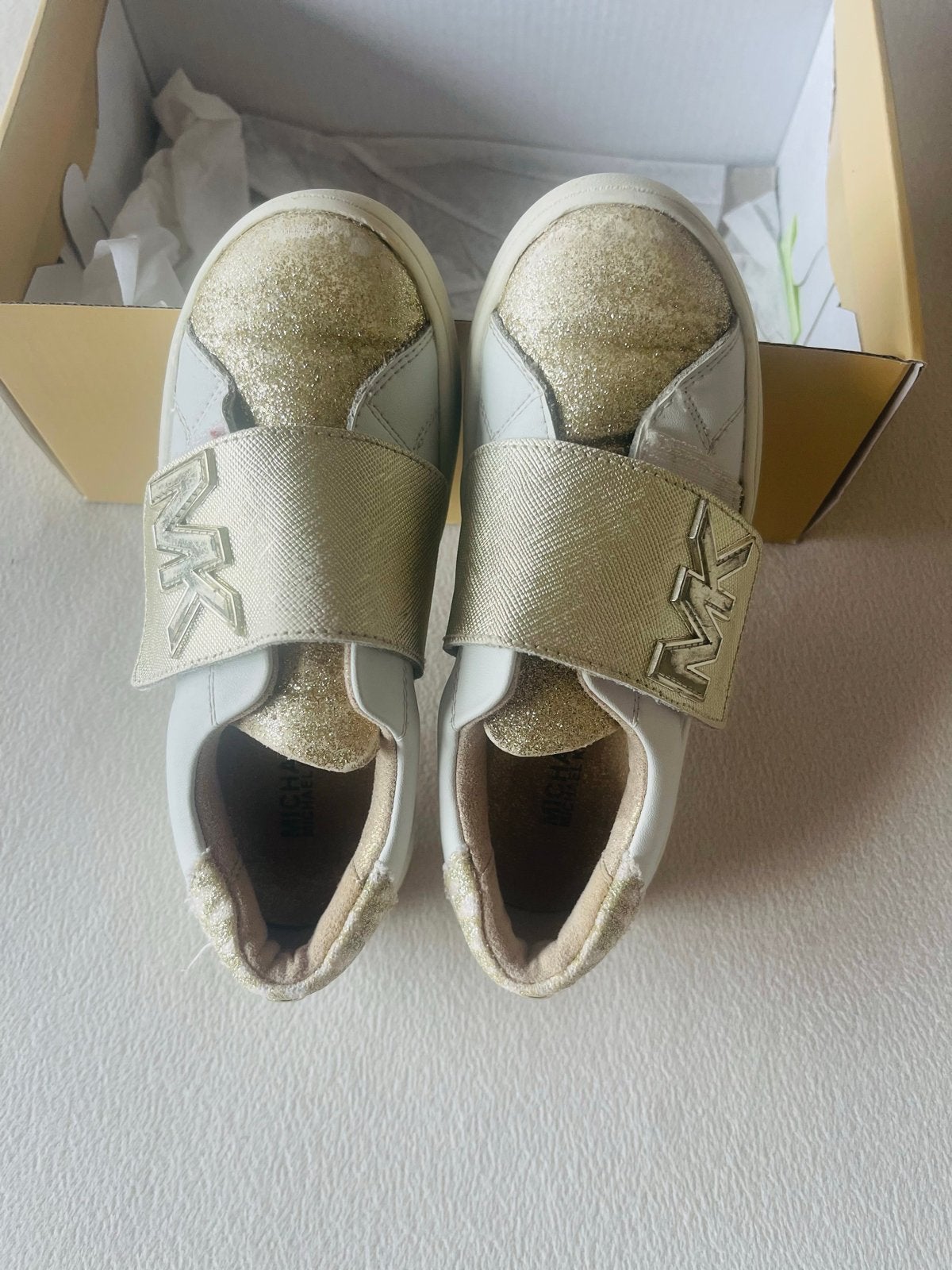 Michael Kors Zia-Jem Gleam sneakers goud/wit, Kinderen en Baby's, Ophalen of Verzenden, Zo goed als nieuw, Meisje