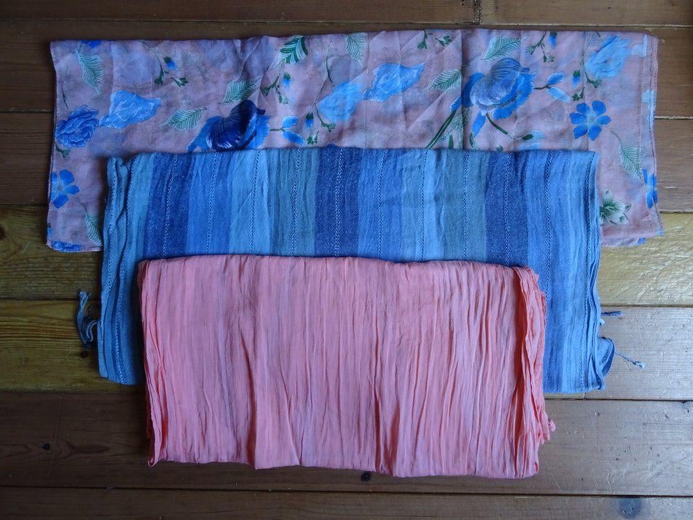 Pakket sjaals haarhanddoek sokken en muts -- 6 stuks, Maat 38/40 (M), Ophalen of Verzenden, Sjaal, Gedragen