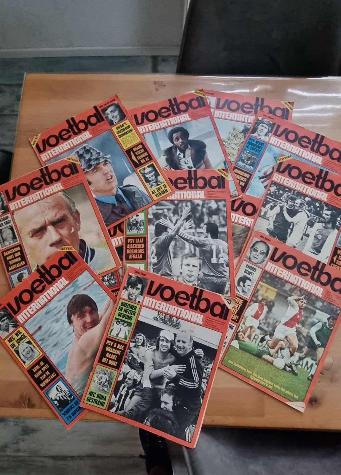 Voetbal International magazines - Jaren '70 collectie, Boeken, Tijdschriften en Kranten, Verzenden, Gelezen, Sport en Vrije tijd