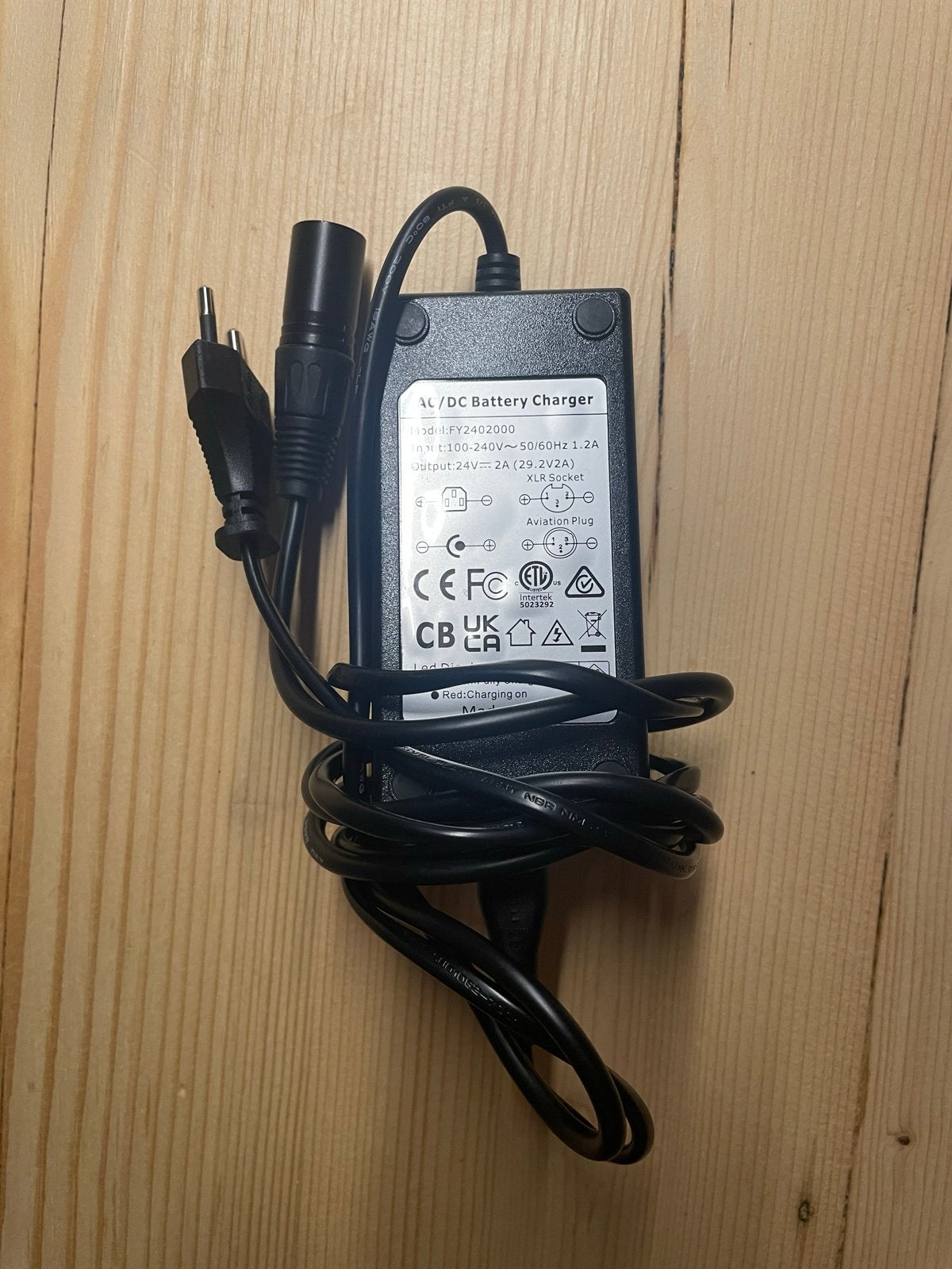 Lader voor 24V Ecomo Accu Cortina elektrische fiets, Ophalen of Verzenden, Zo goed als nieuw