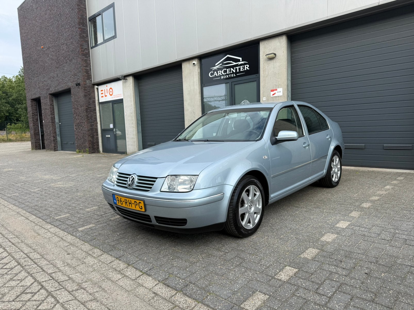 Volkswagen Bora 1.6 2005 Blauw | Airco, Auto's, Volkswagen, Bora, 4 cilinders, Blauw, Handgeschakeld