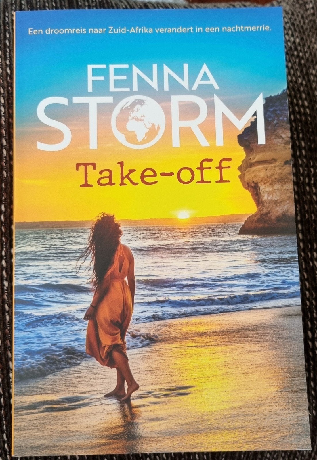 Take-off, Fenna Storm. Splinternieuw boek!, Ophalen of Verzenden, Nieuw