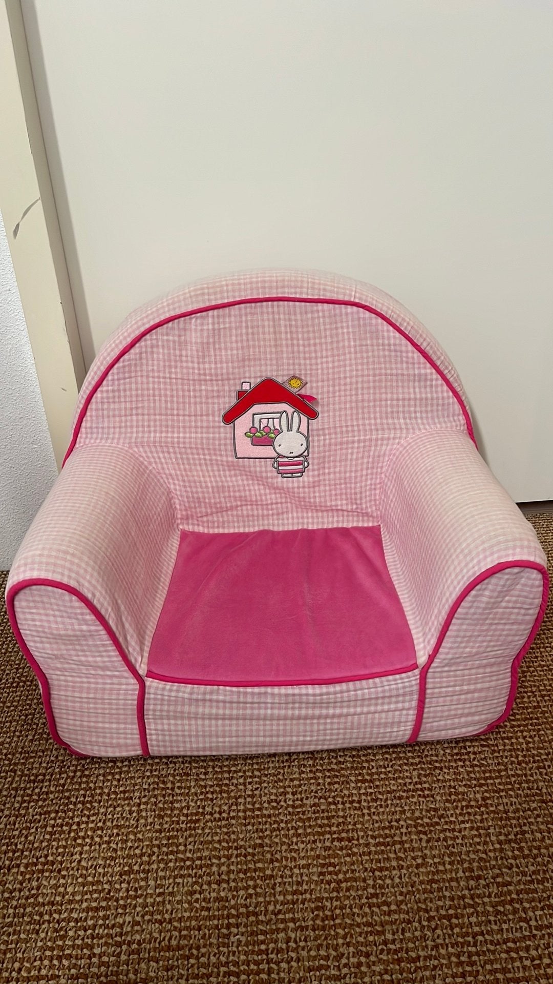 Nijntje zachte fauteuil roze, Kinderen en Baby's, Ophalen, Zo goed als nieuw, Stoel(en)