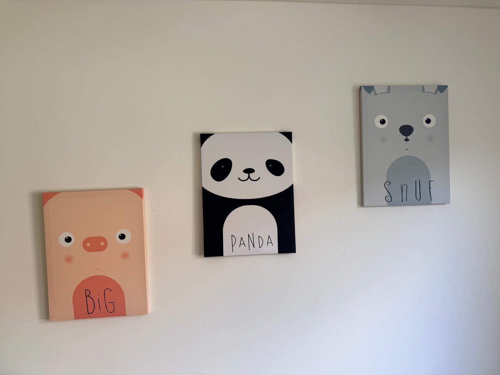 Leuke kinderdecoratie (Panda, Big, Snuf) 40x30cm, Ophalen, Zo goed als nieuw, Wanddecoratie