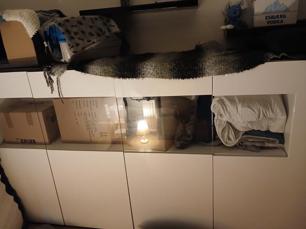 Hoogglans dressoir met vitrine en licht, Ophalen of Verzenden