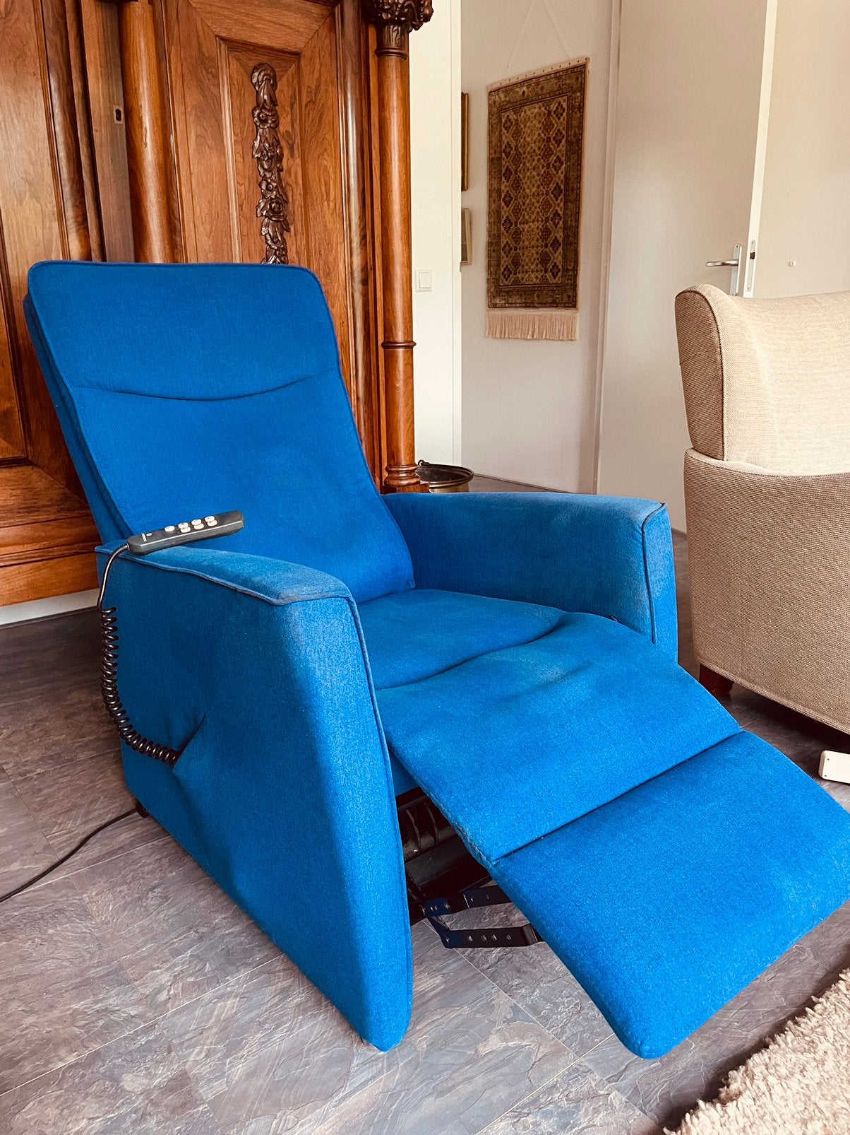 Prominent stoel, Huis en Inrichting, Fauteuils, Ophalen, Gebruikt, 75 tot 100 cm, Stof