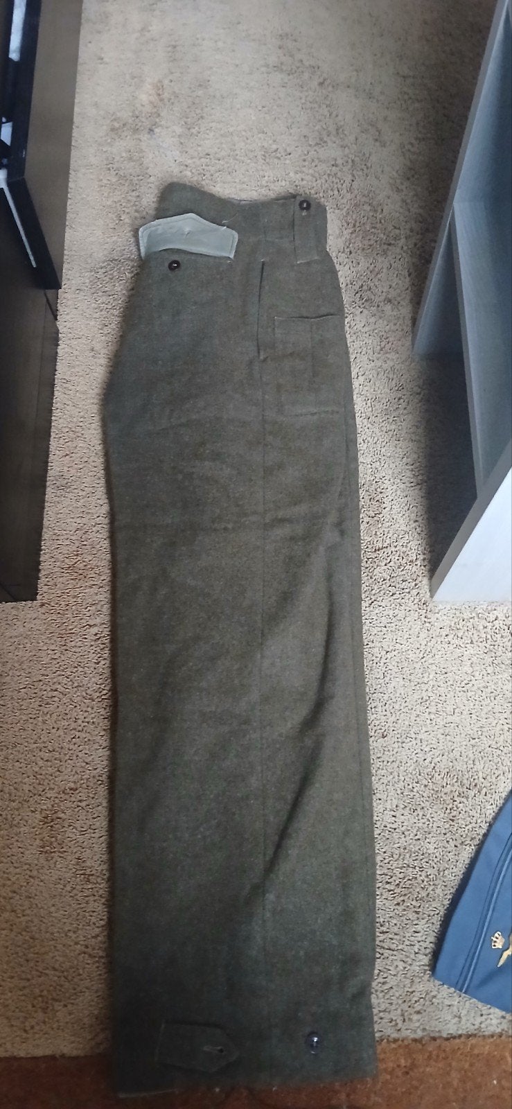 leger broek en luchtmacht baret, Ophalen of Verzenden