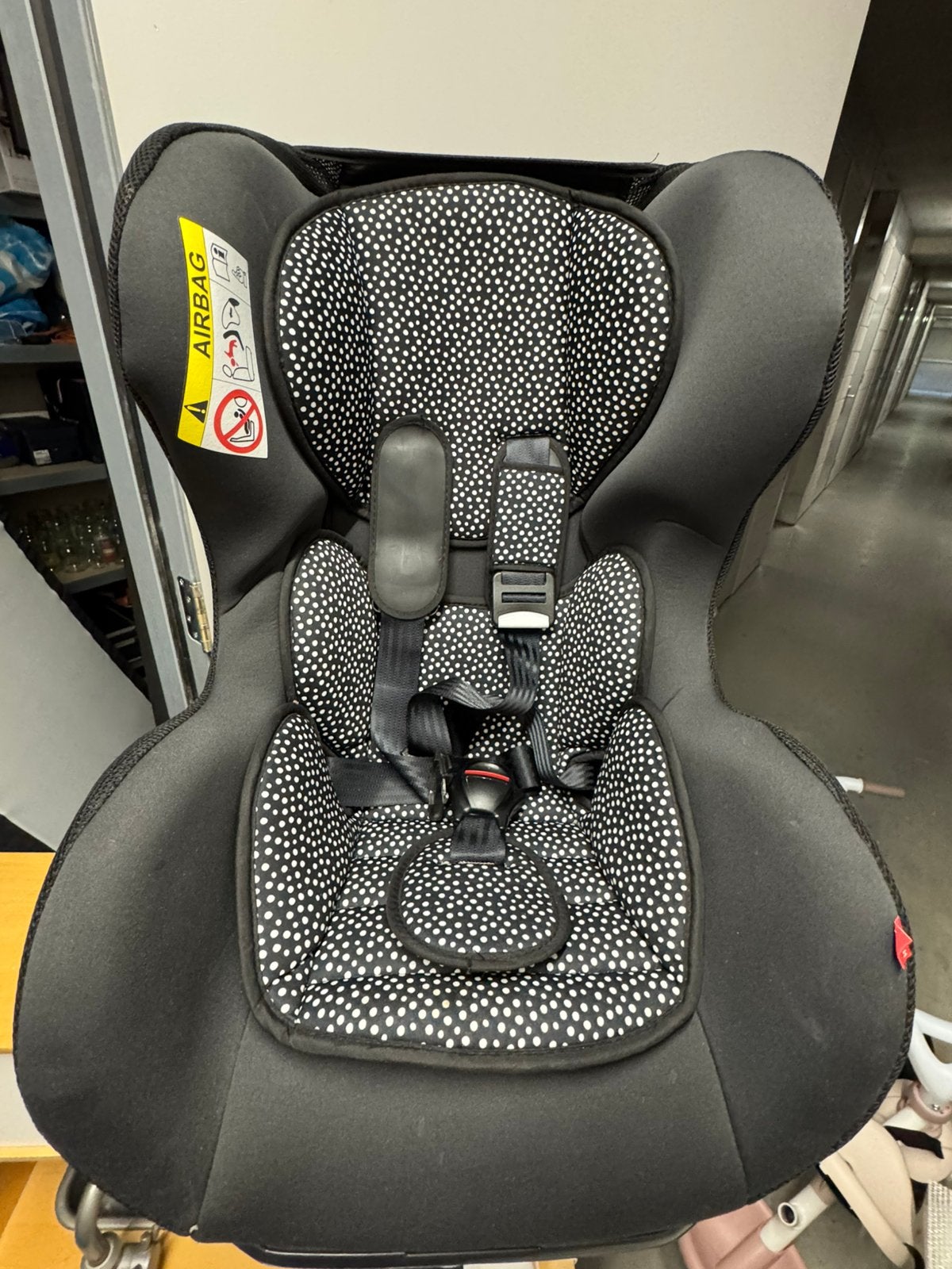 Autostoel hema 0-18 kg, Autogordel, 9 t/m 18 kg, Zo goed als nieuw, Ophalen